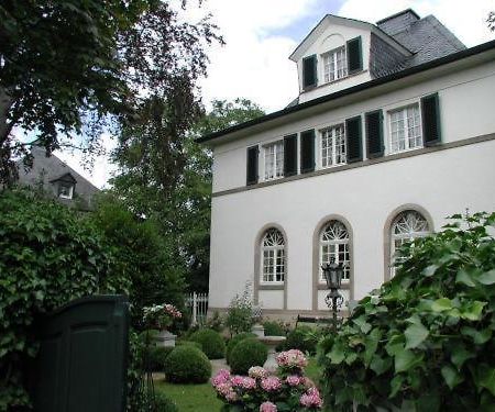 Bastgen Bed & Breakfast Hotel Wittlich Exterior foto